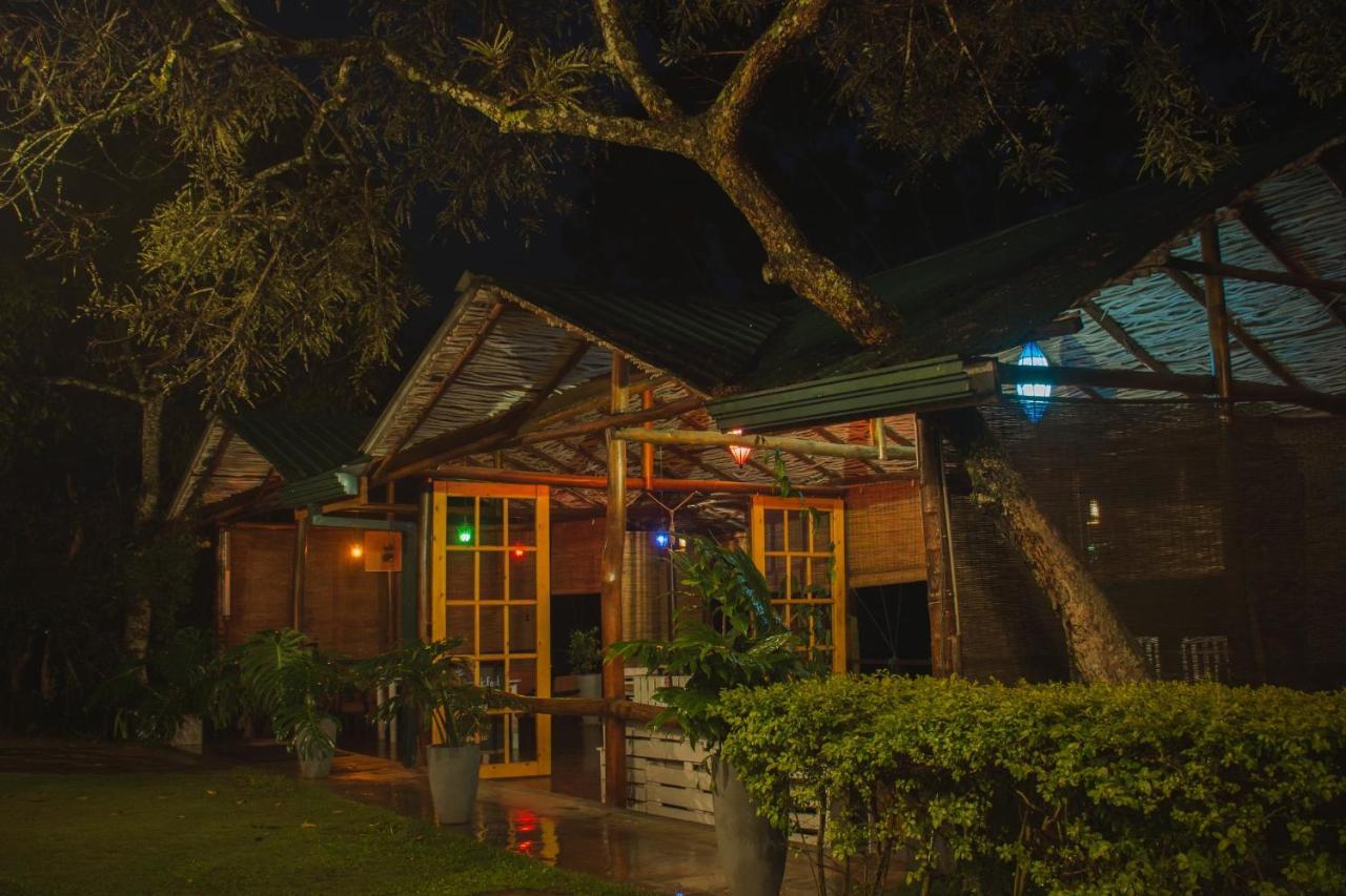 בנדרוולה Homies Place - Bistro מראה חיצוני תמונה